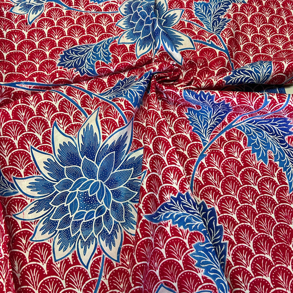 (Hand stamped Batik) Vines of Flowers on Scallop Pattern Red
