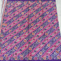(Hand stamped Batik) Flowers and Leaves in Diagonal Pink