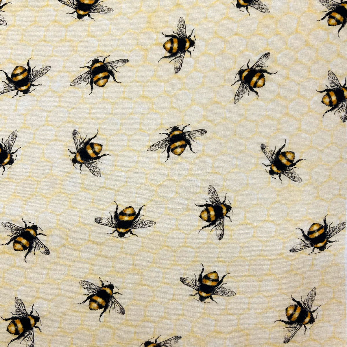 Robert Kaufman Honey Bees – Lee Ann Textiles SG